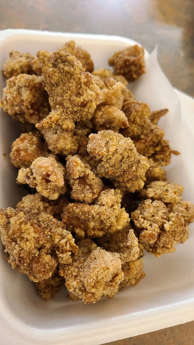 popcorn chicken on rice 盐酥鸡饭